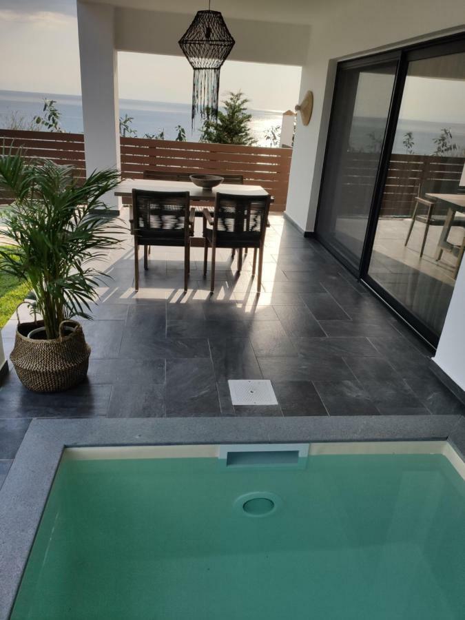 Thea Suites Potidea Nea Poteidaia Exterior foto