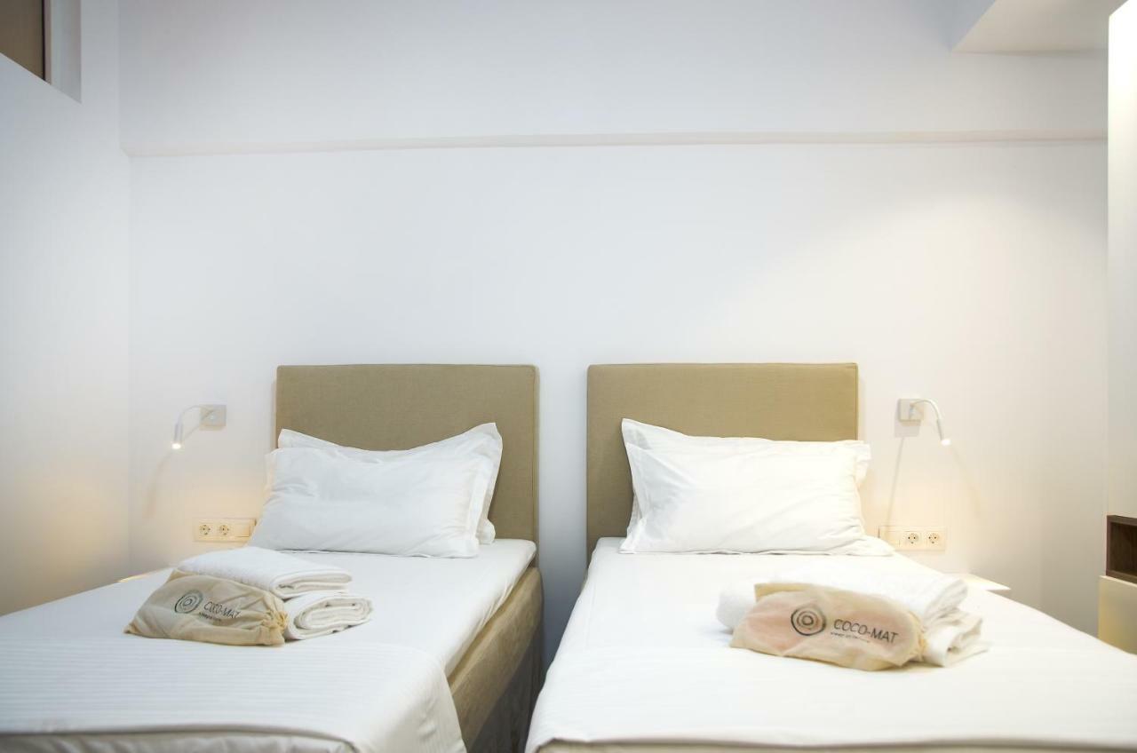 Thea Suites Potidea Nea Poteidaia Exterior foto