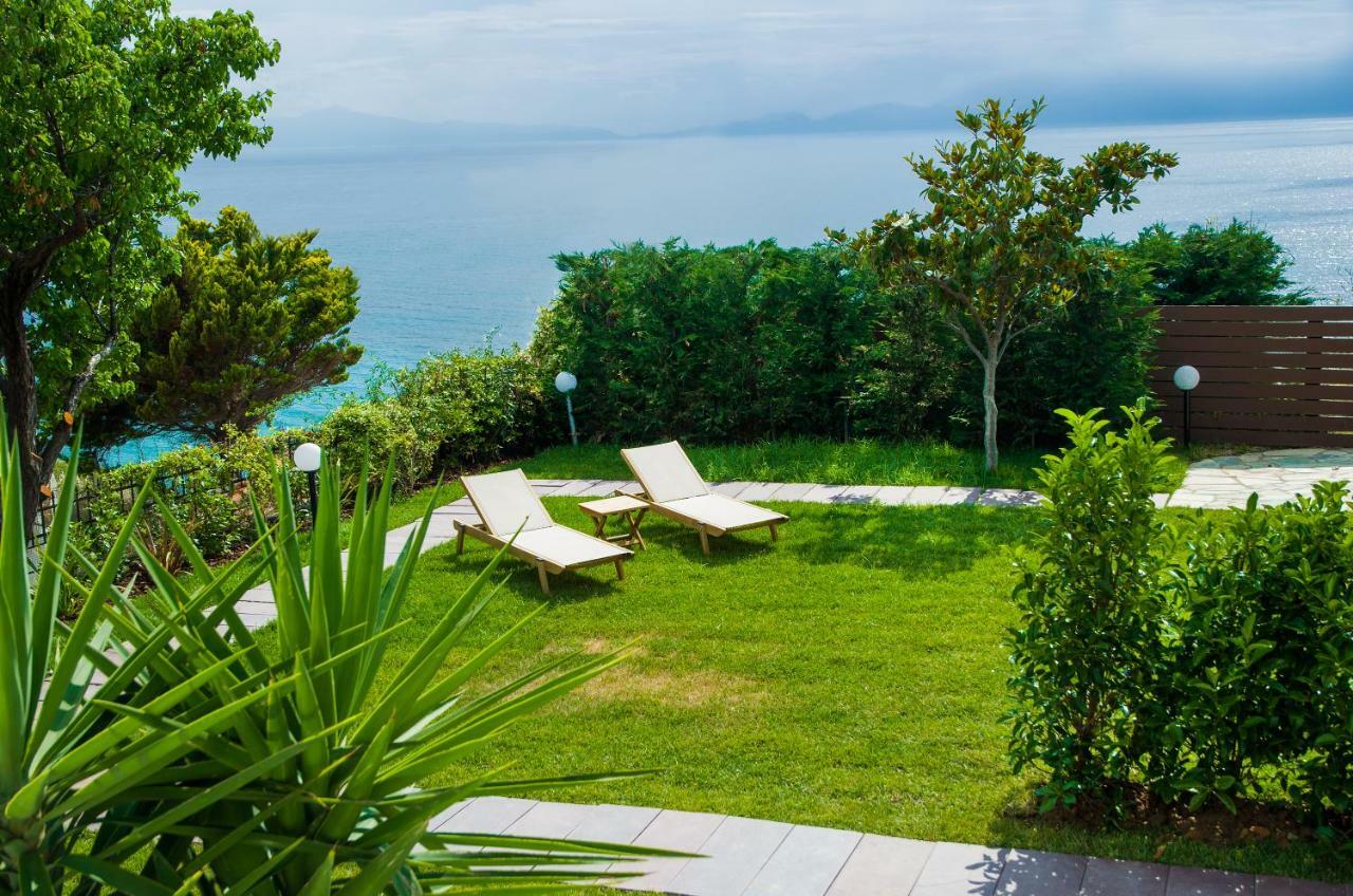 Thea Suites Potidea Nea Poteidaia Exterior foto
